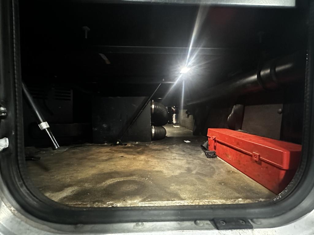 2019 PETERBILT 579 TANDEM AXLE TRUCK TRACTOR