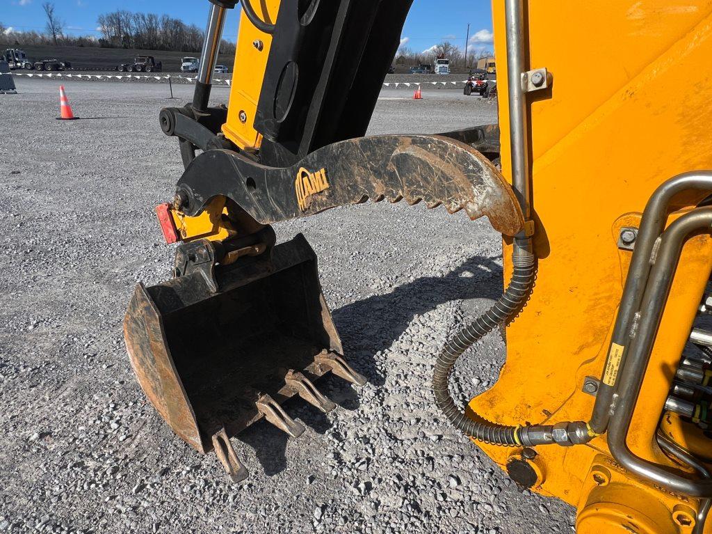 2024 JCB 1CXT PRO COMPACT TRACK LOADER BACKHOE