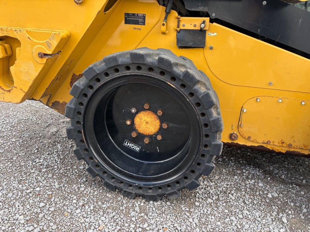 2015 CAT 246D SKID STEER