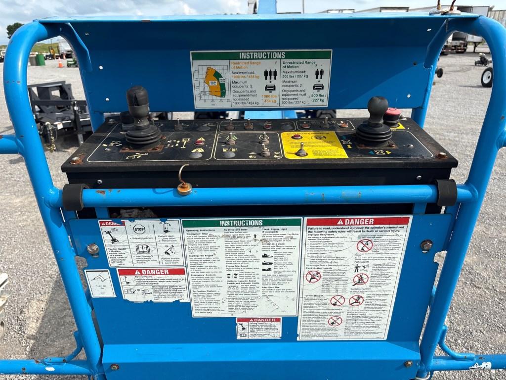 GENIE S-60X MANLIFT
