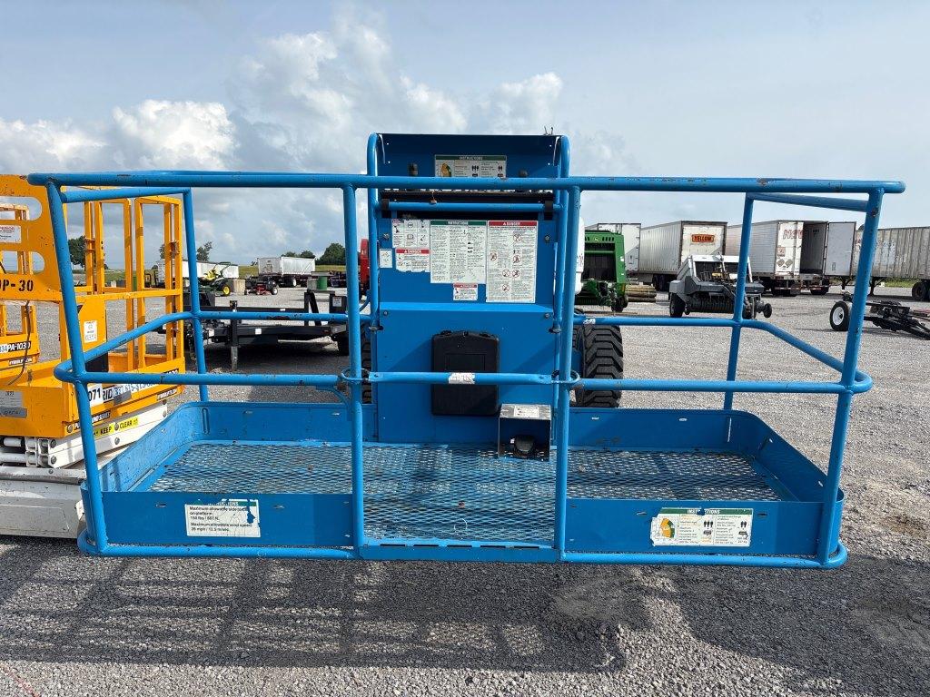 GENIE S-60X MANLIFT