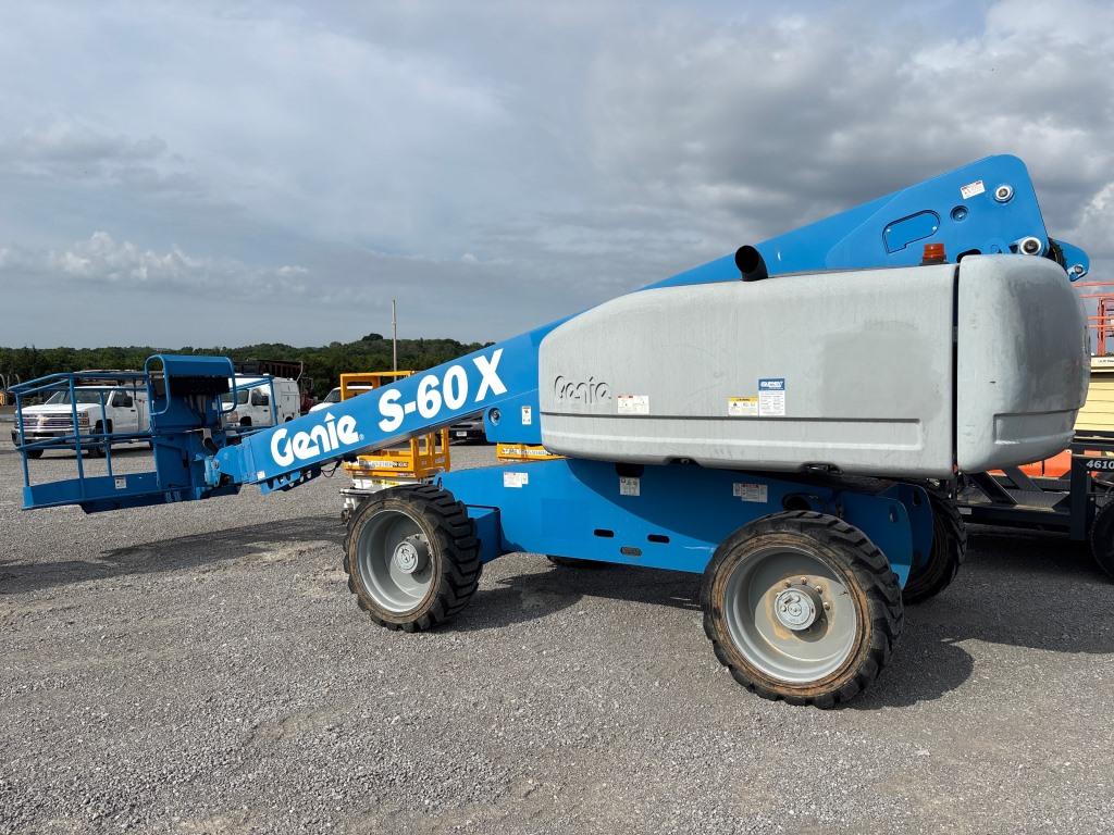 GENIE S-60X MANLIFT