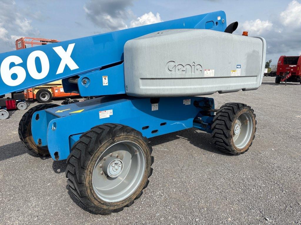 GENIE S-60X MANLIFT