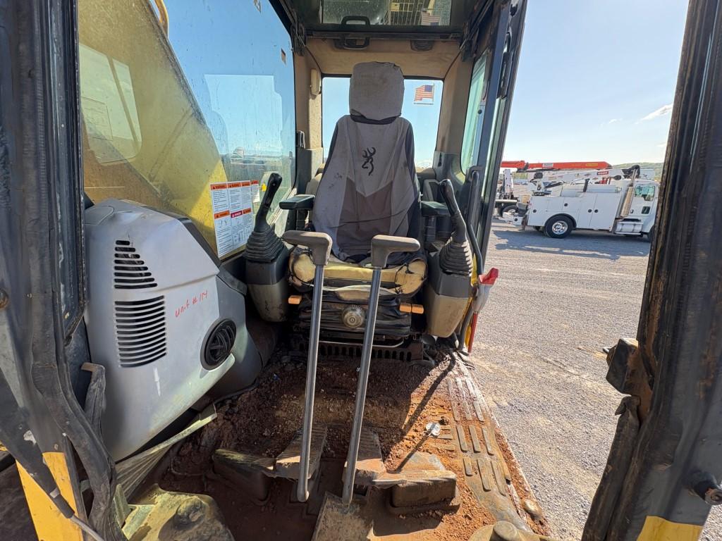 2012 KOMATSU PC200LC-8 HYD EXCAVATOR