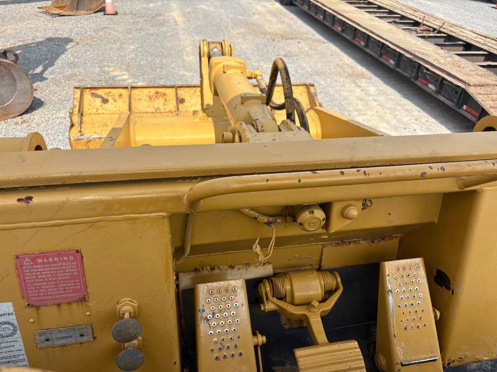 1980 CAT 943 CRAWLER LOADER
