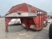 PONDEROSA TANDEM AXLE GOOSENECK LIVESTOCK TRAILER