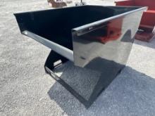2 YD SKID STEER HOPPER