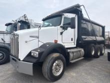 2008 KENWORTH T800 TRI AXLE DUMP TRUCK