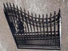 16’ BI-PARTING ENTRY GATES