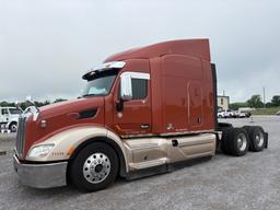2017 PETERBILT 579 EPIQ TANDEM AXLE TRUCK TRACTOR