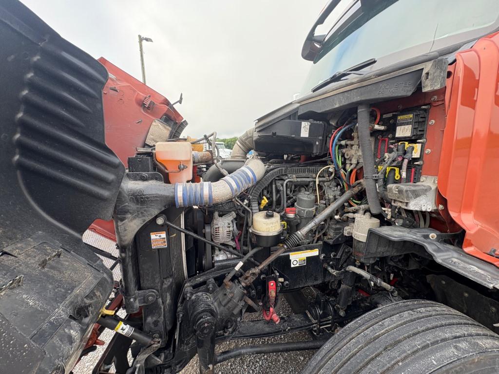 2017 PETERBILT 579 EPIQ TANDEM AXLE TRUCK TRACTOR