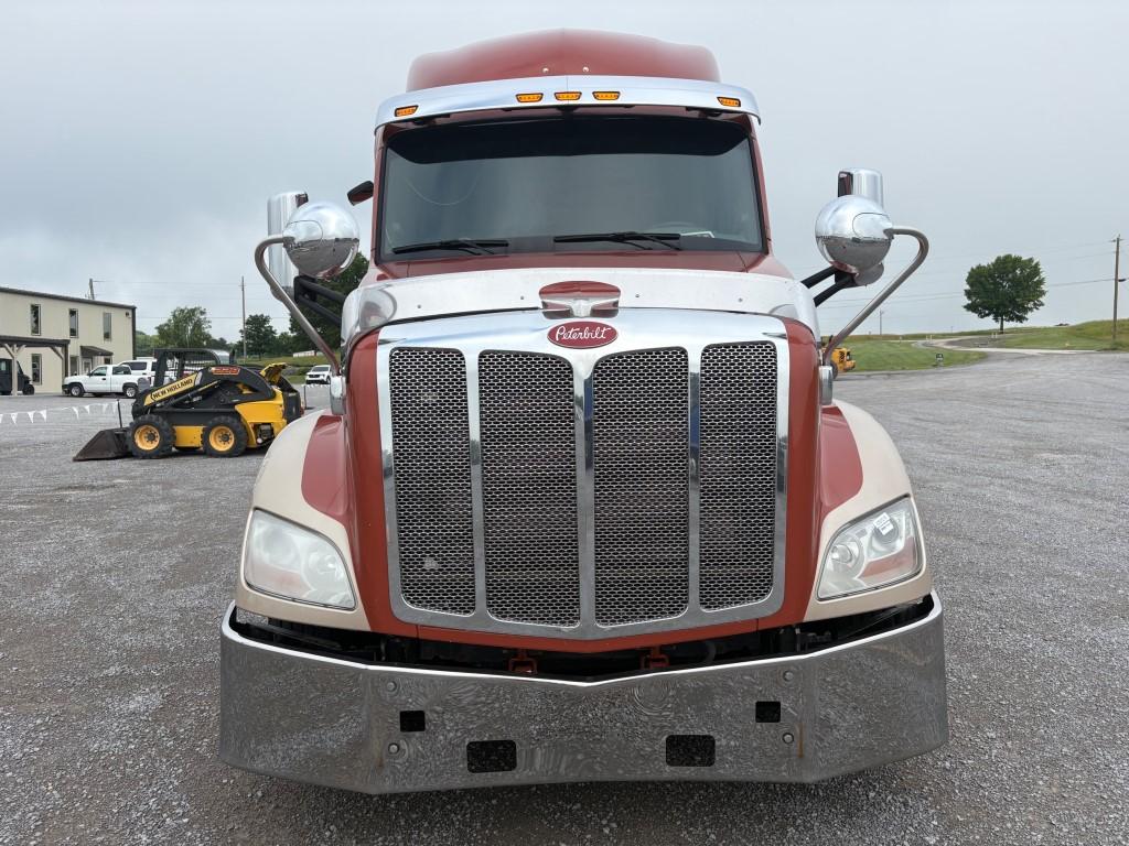 2017 PETERBILT 579 EPIQ TANDEM AXLE TRUCK TRACTOR