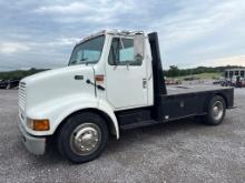 2001 INTERNATIONAL 4500 SINGLE AXLE FLATBED TRUCK