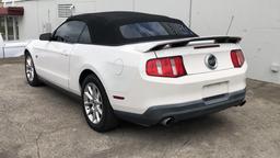 2010 FORD MUSTANG V8 2D CONVERTIBLE GT PREMIUM