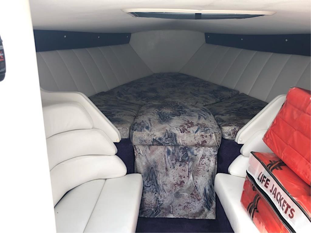2001 POWERQUEST 280 SPEEDBOAT