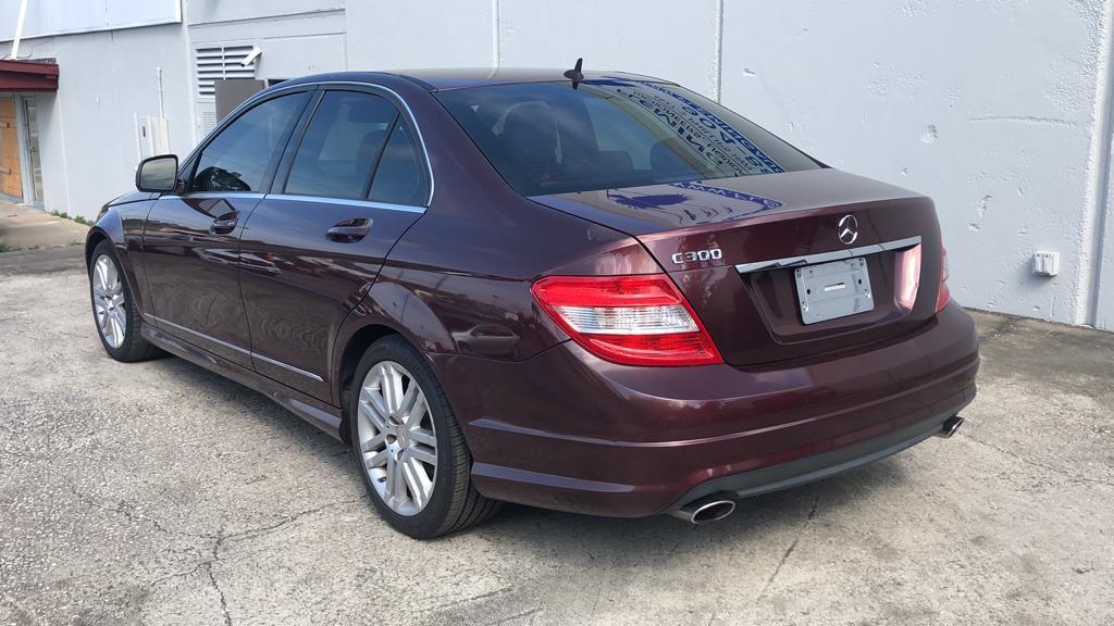 2009 MERCEDES-BENZ C CLASS 4D SEDAN C300