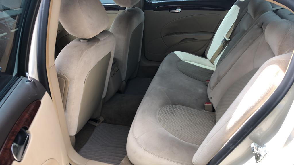 2011 BUICK LUCERNE V6 FFV 4D SEDAN CX