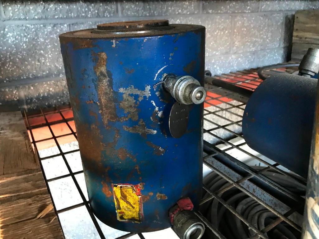 Misc. 100 Ton Jacks & Parts