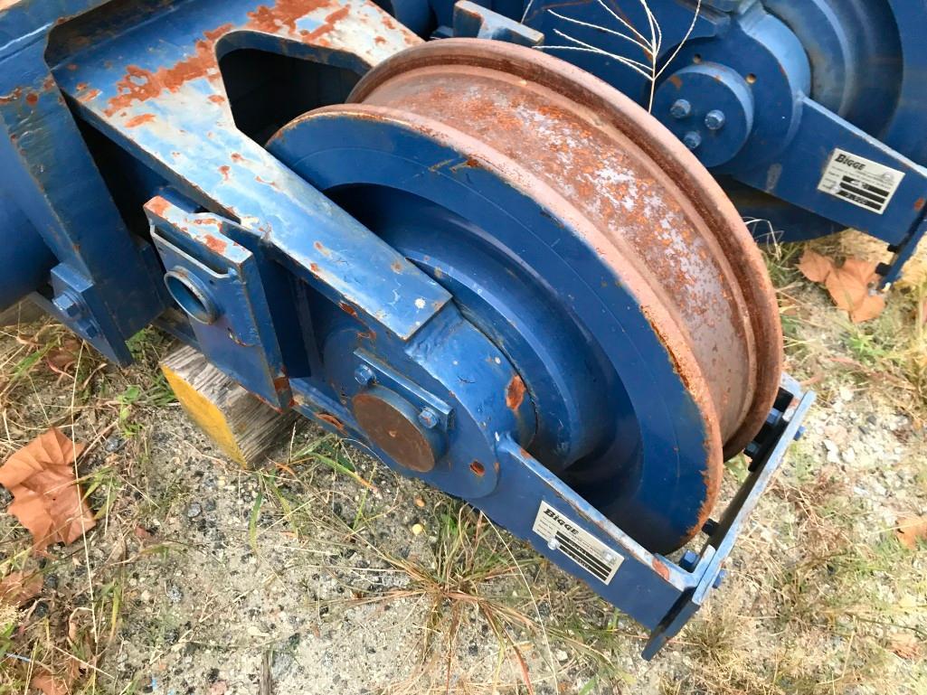 Wheel Truck Set for Elevated Runway Systems