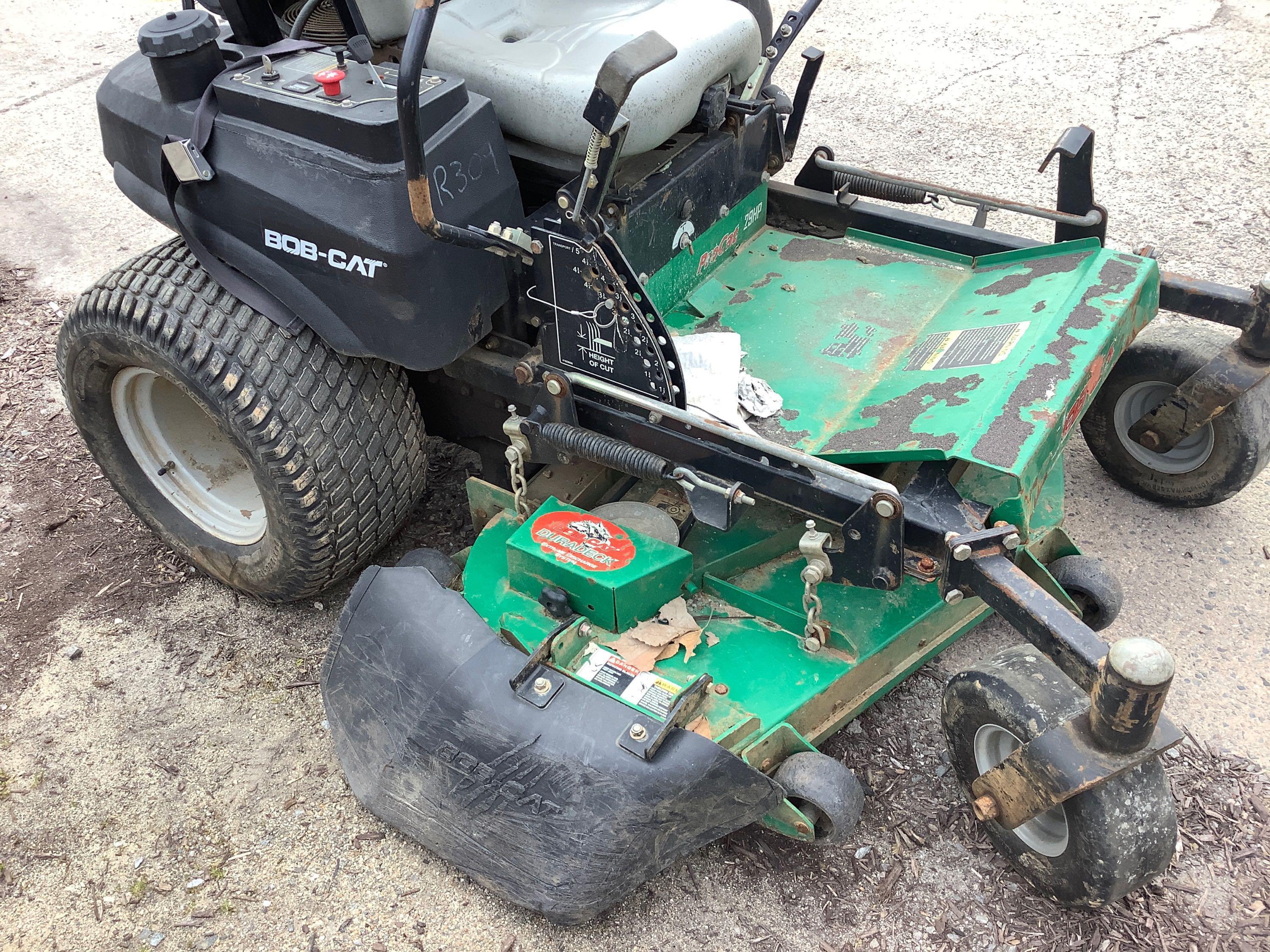 BOB CAT PRO CAT 29HP ZERO TURN MOWER
