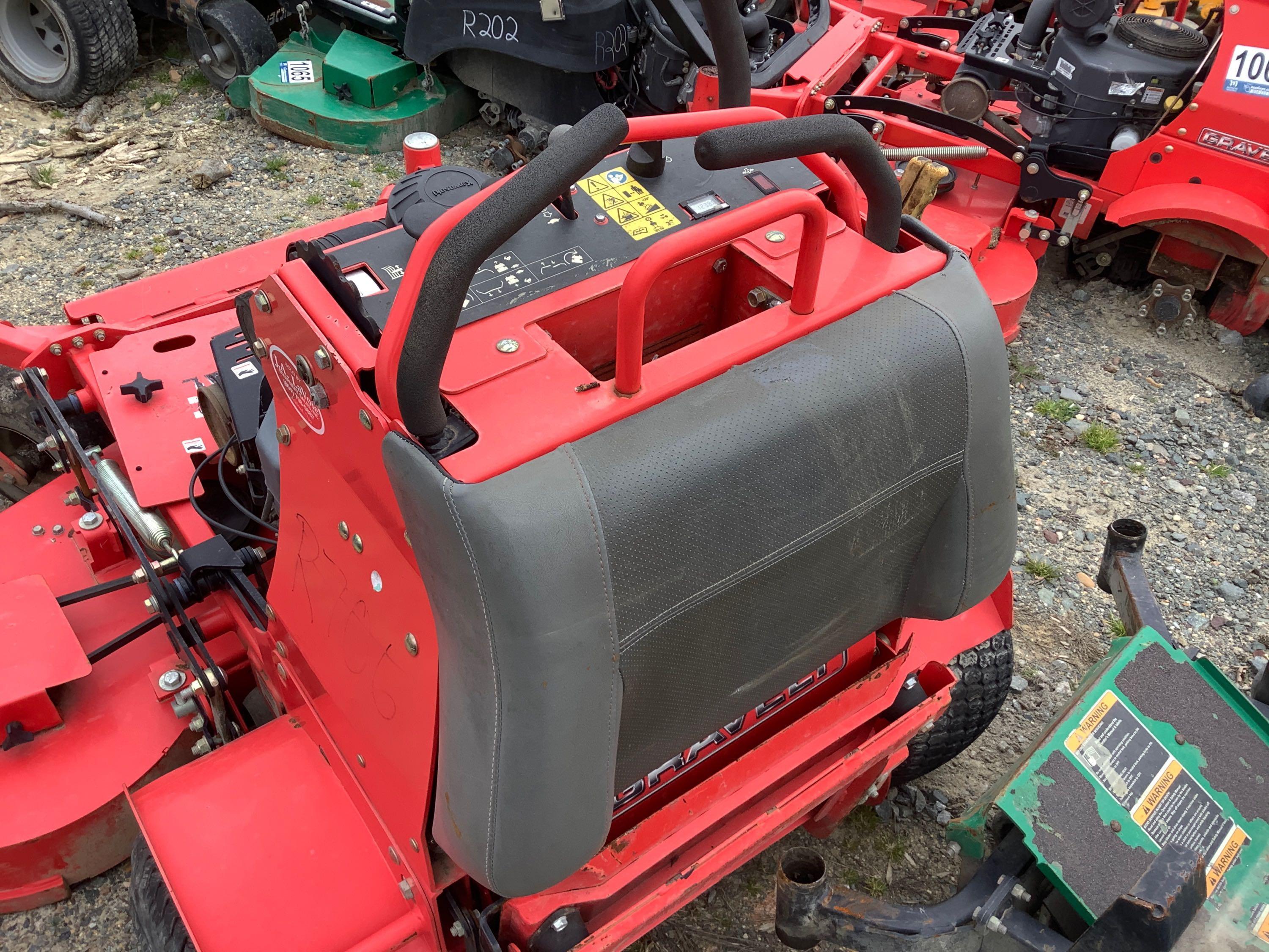 GRAVELY LAWN MOWER