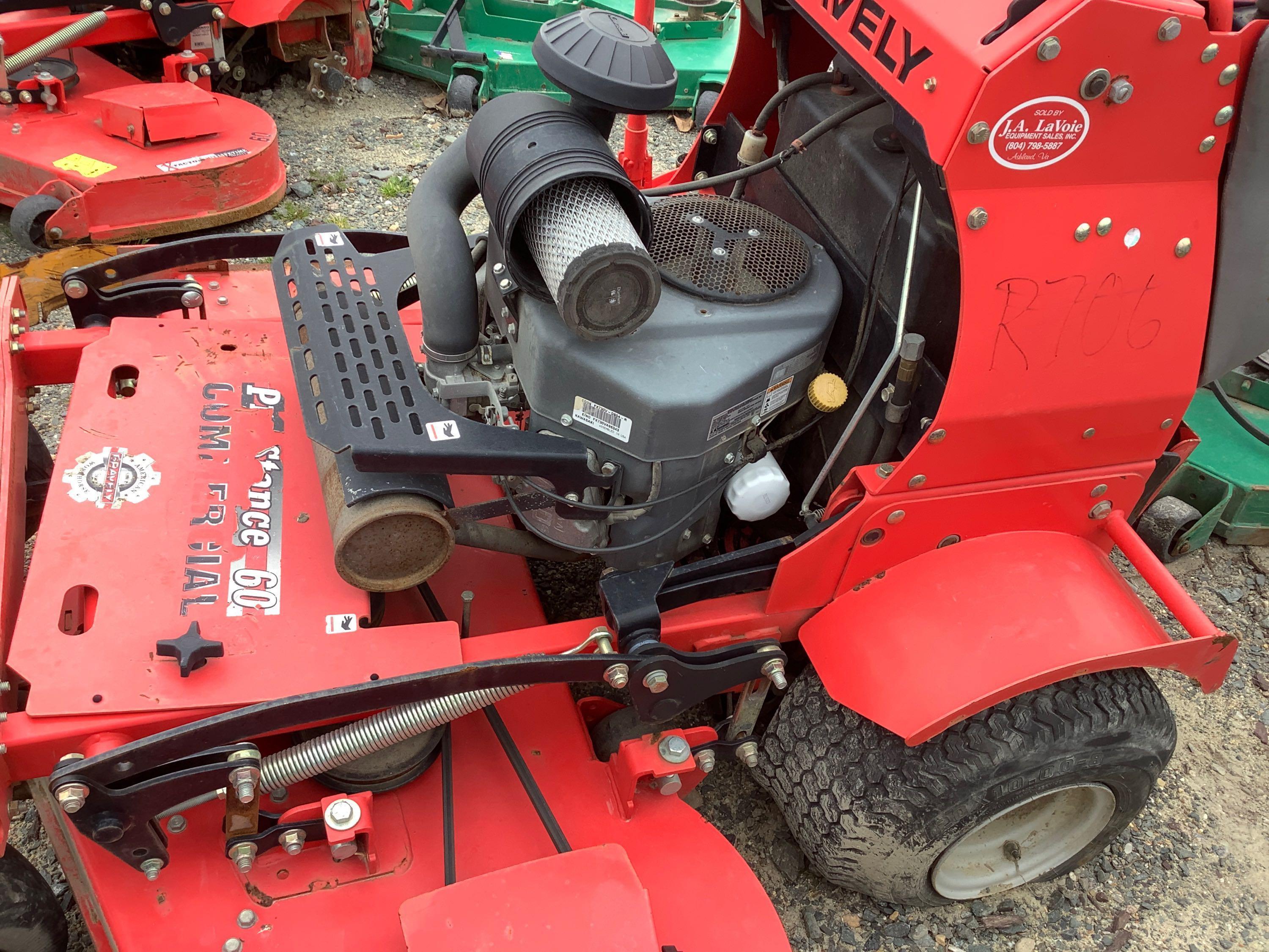 GRAVELY LAWN MOWER