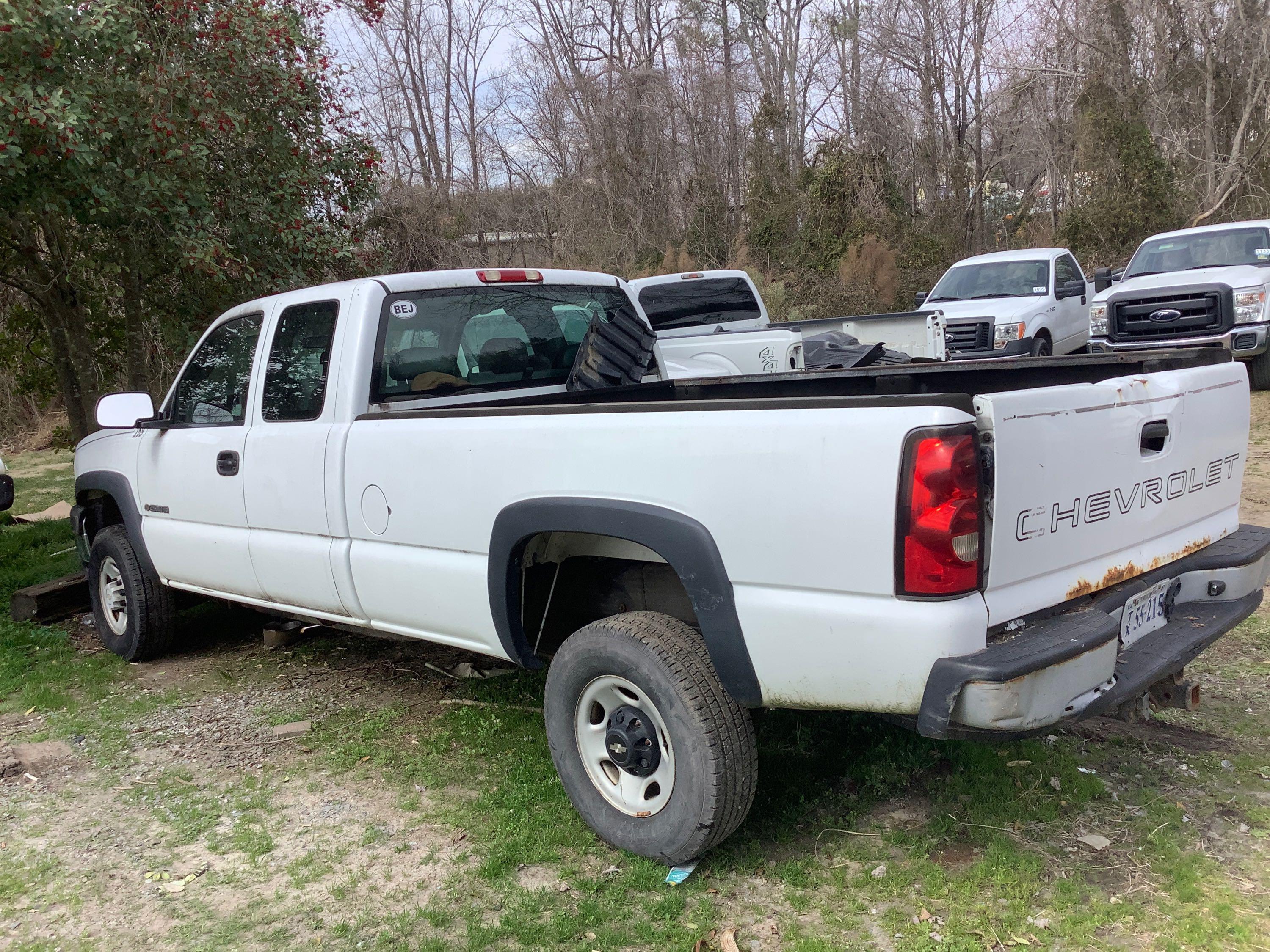 2006 CHEVROLET 2500 EXT. CAB PICKUP TRUCK (INOPERABLE)