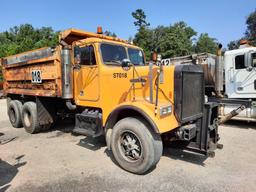 1998 Freightliner T/A Dump Truck Unit# ST-018