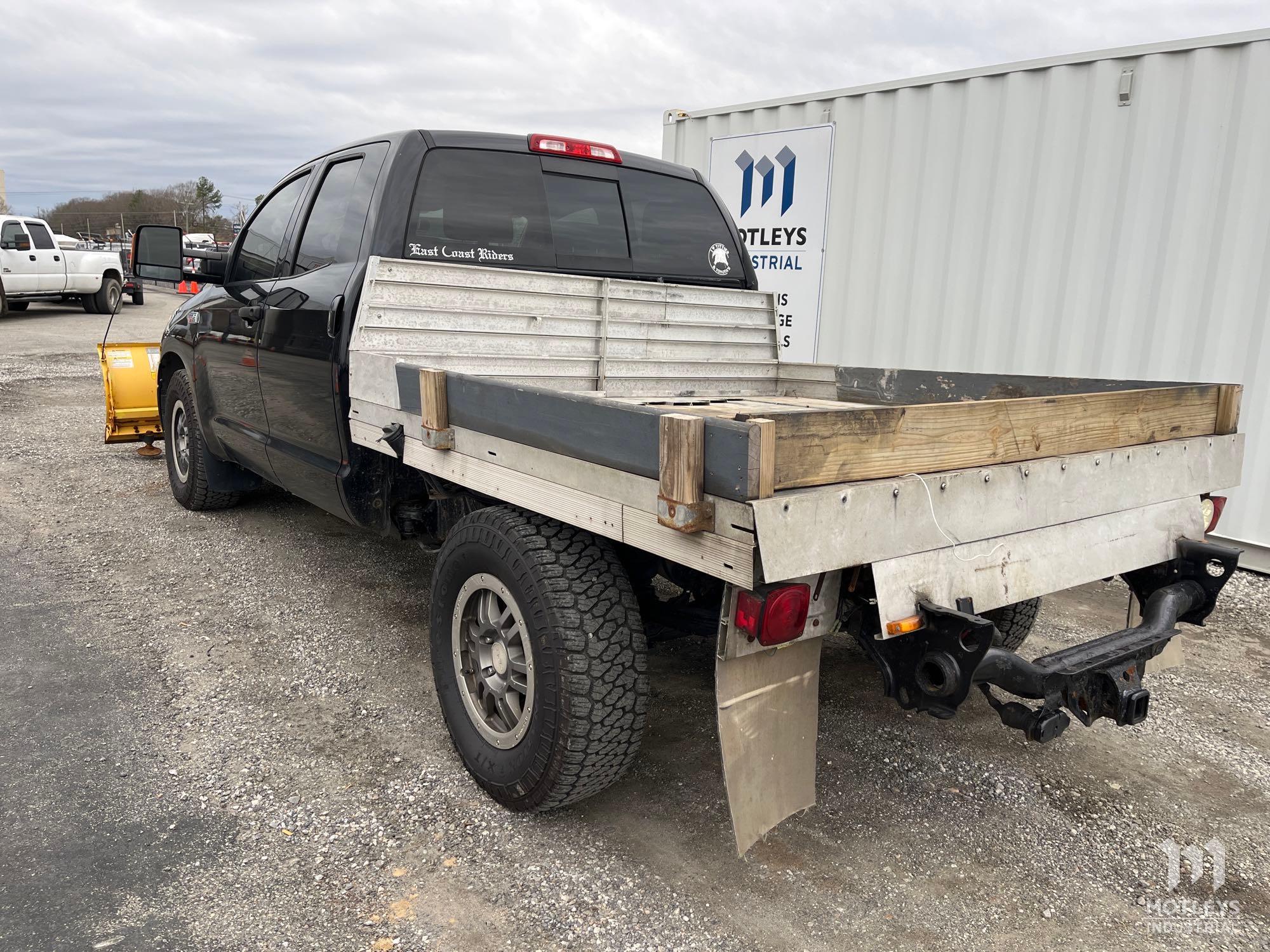 2011 Toyota 4x4 Pickup Truck