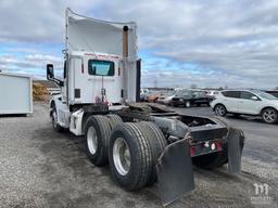 2016 Peterbilt 567 Road Tractor