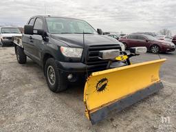 2011 Toyota 4x4 Pickup Truck