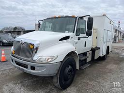 2004 International 4300SBA4X2 Extended Cab Utility Body Truck