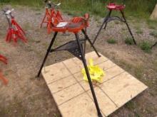 Pipe Vise, 1/8" to 6"