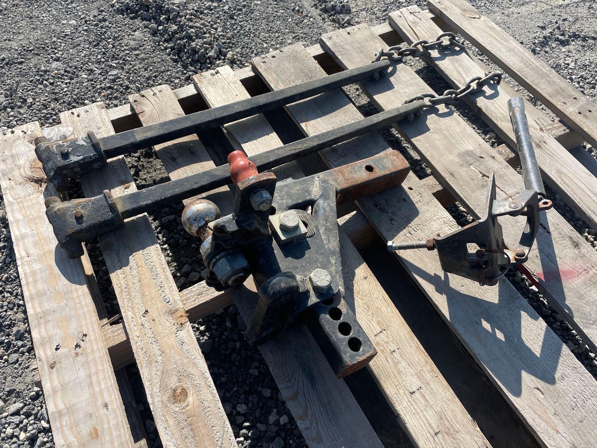 Haul Master Equalizer Hitch for Trailer