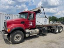 2005 Mack CV713 Roll-Off Truck