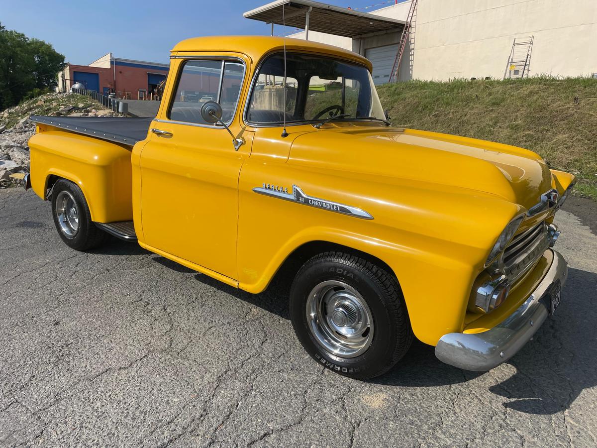 1958 Chevrolet Apache 3100 1/2 Ton Step-Side Pickup Truck