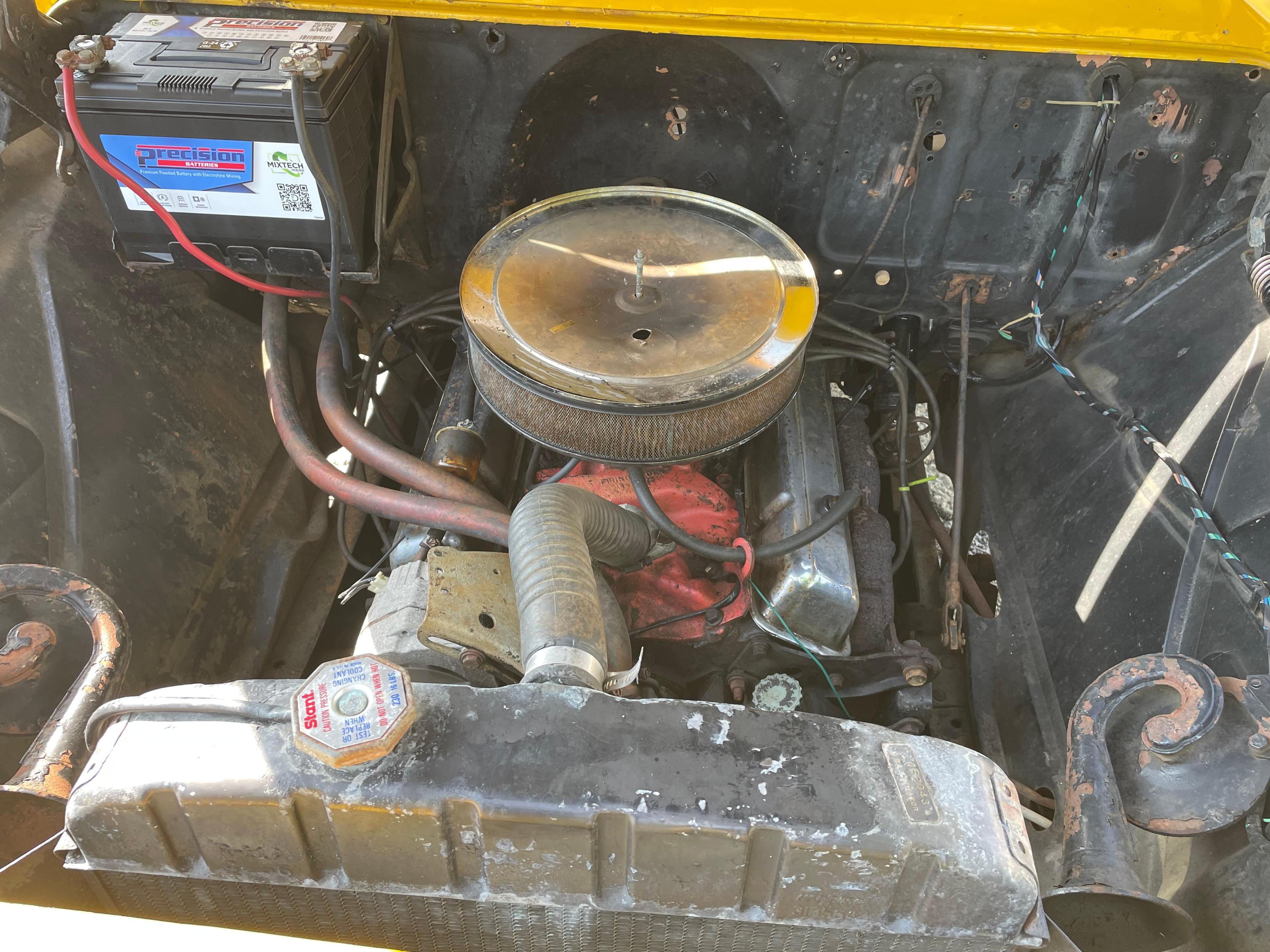 1958 Chevrolet Apache 3100 1/2 Ton Step-Side Pickup Truck