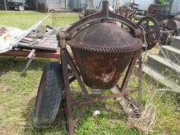 Lot: Salvage Items and Scrap Metal