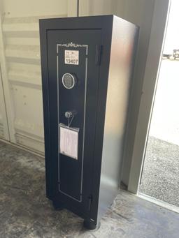 14 Gun Safe (Holds 14 guns)