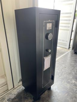 14 Gun Safe (Holds 14 guns)