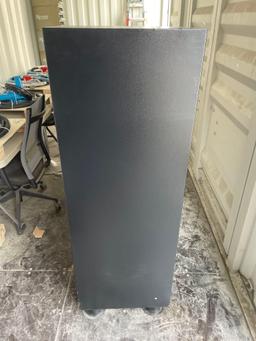14 Gun Safe (Holds 14 guns)