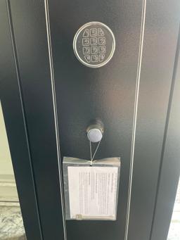 14 Gun Safe (Holds 14 guns)