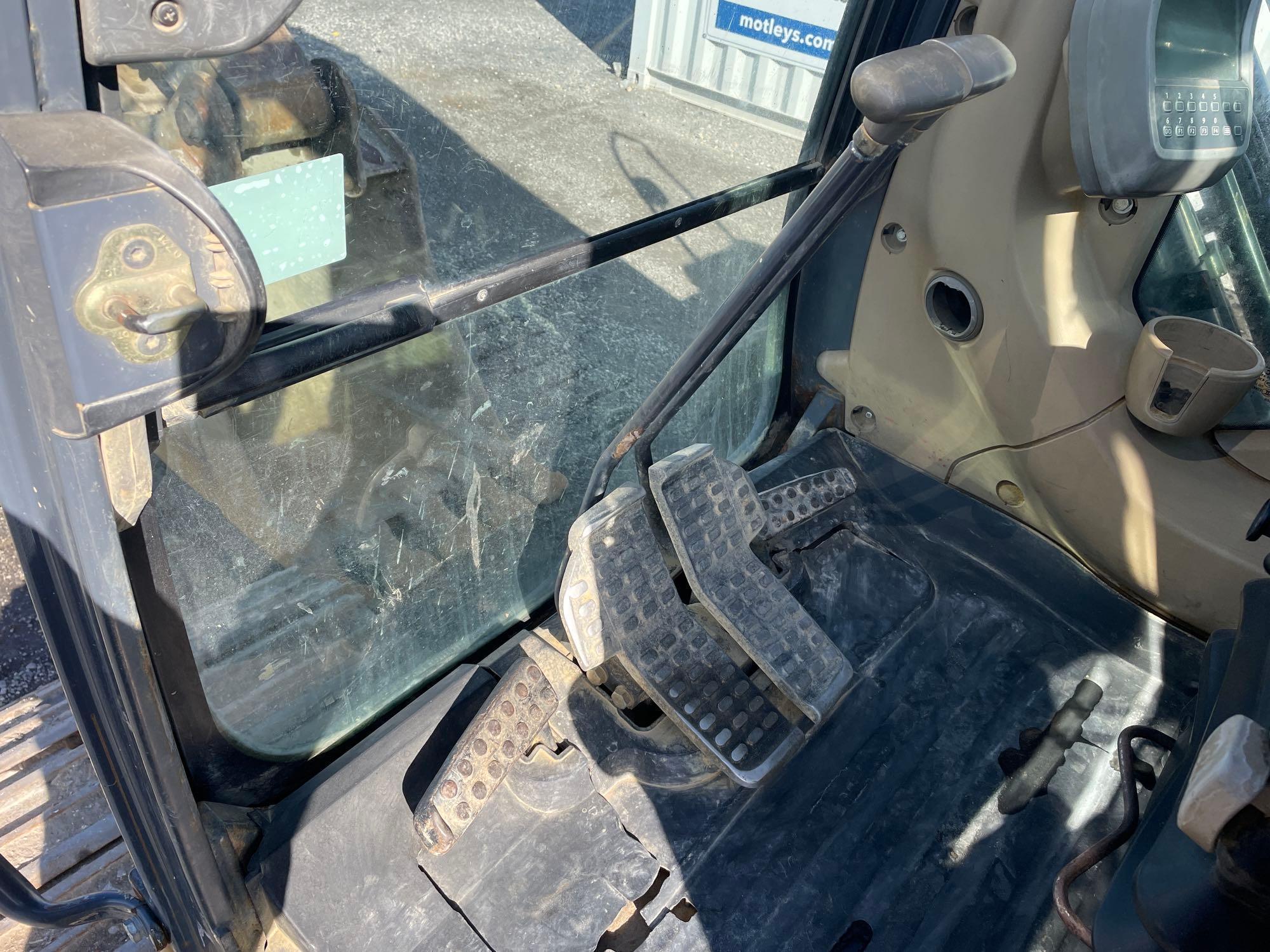 2011 John Deere 200DLC Excavator