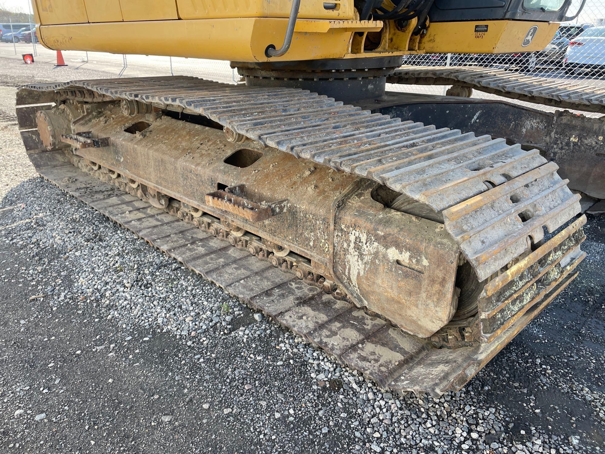 2011 John Deere 200DLC Excavator