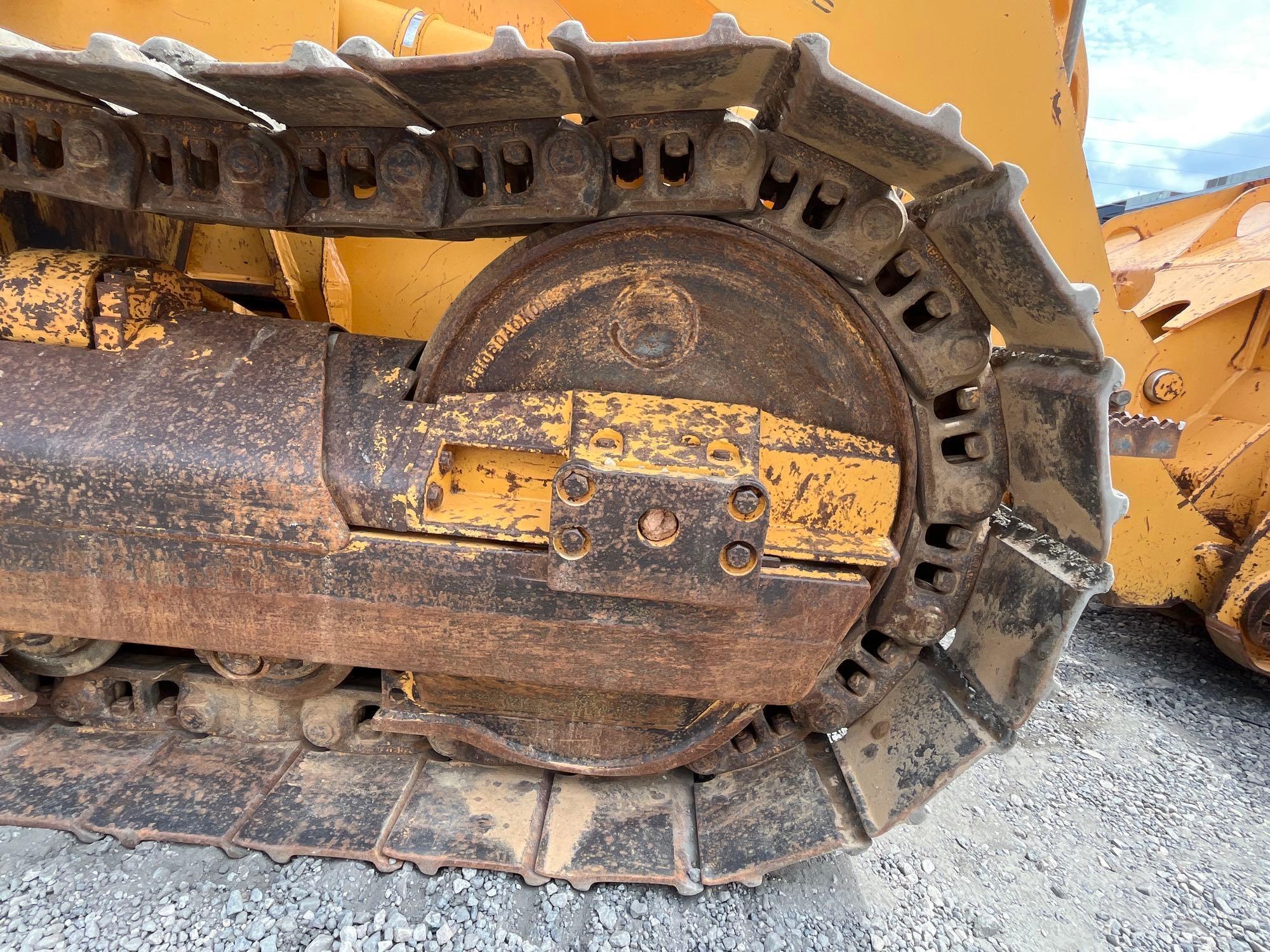 2005 Liebherr LR622B Litronic Crawler Loader