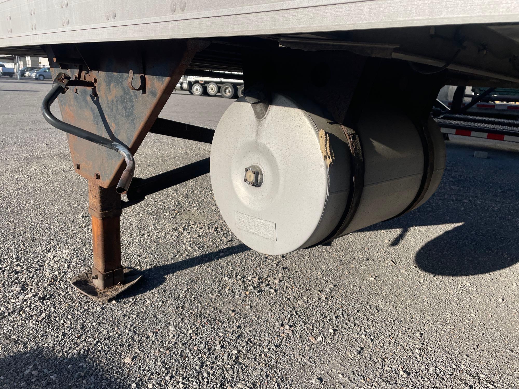 2002 Utility 3000R 53' Reefer Trailer