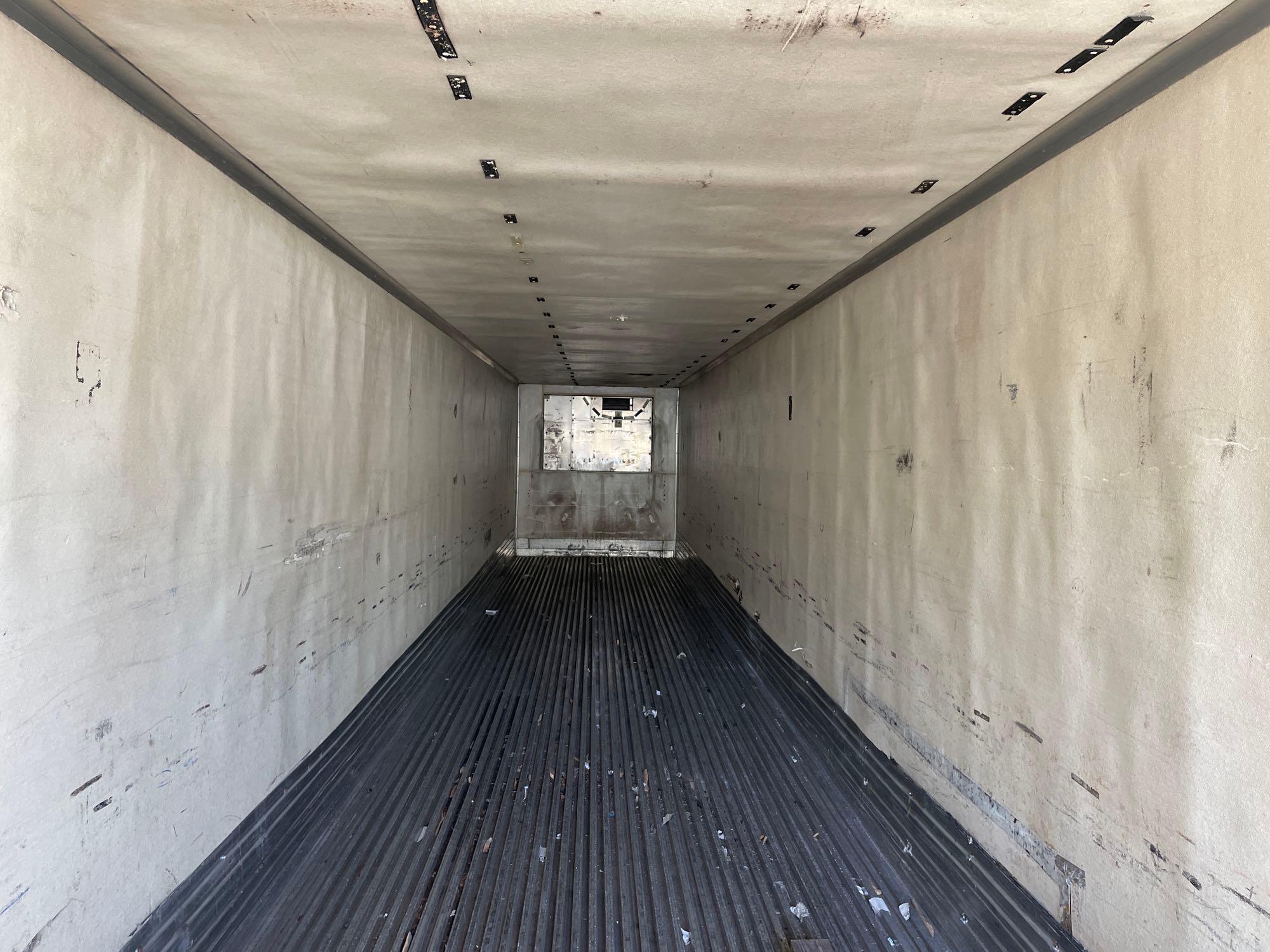 2002 Utility 3000R 53' Reefer Trailer