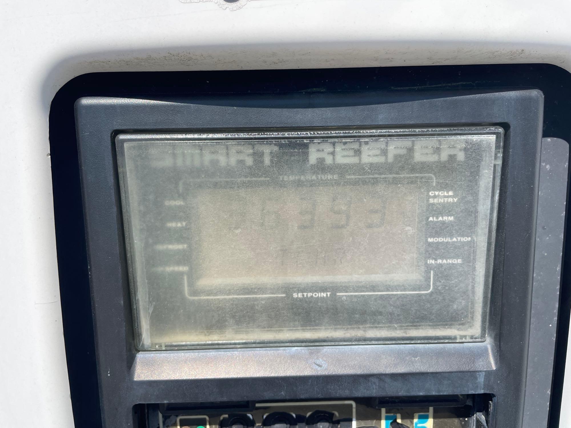 2002 Utility 3000R 53' Reefer Trailer