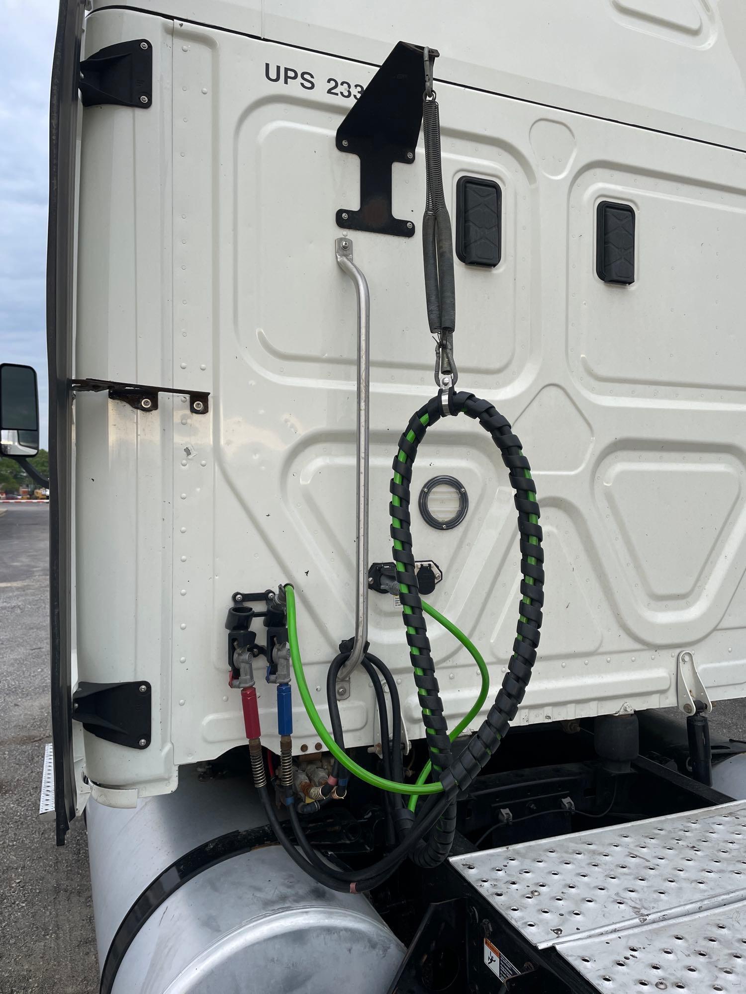 2017 Freightliner Sleeper Road Tractor