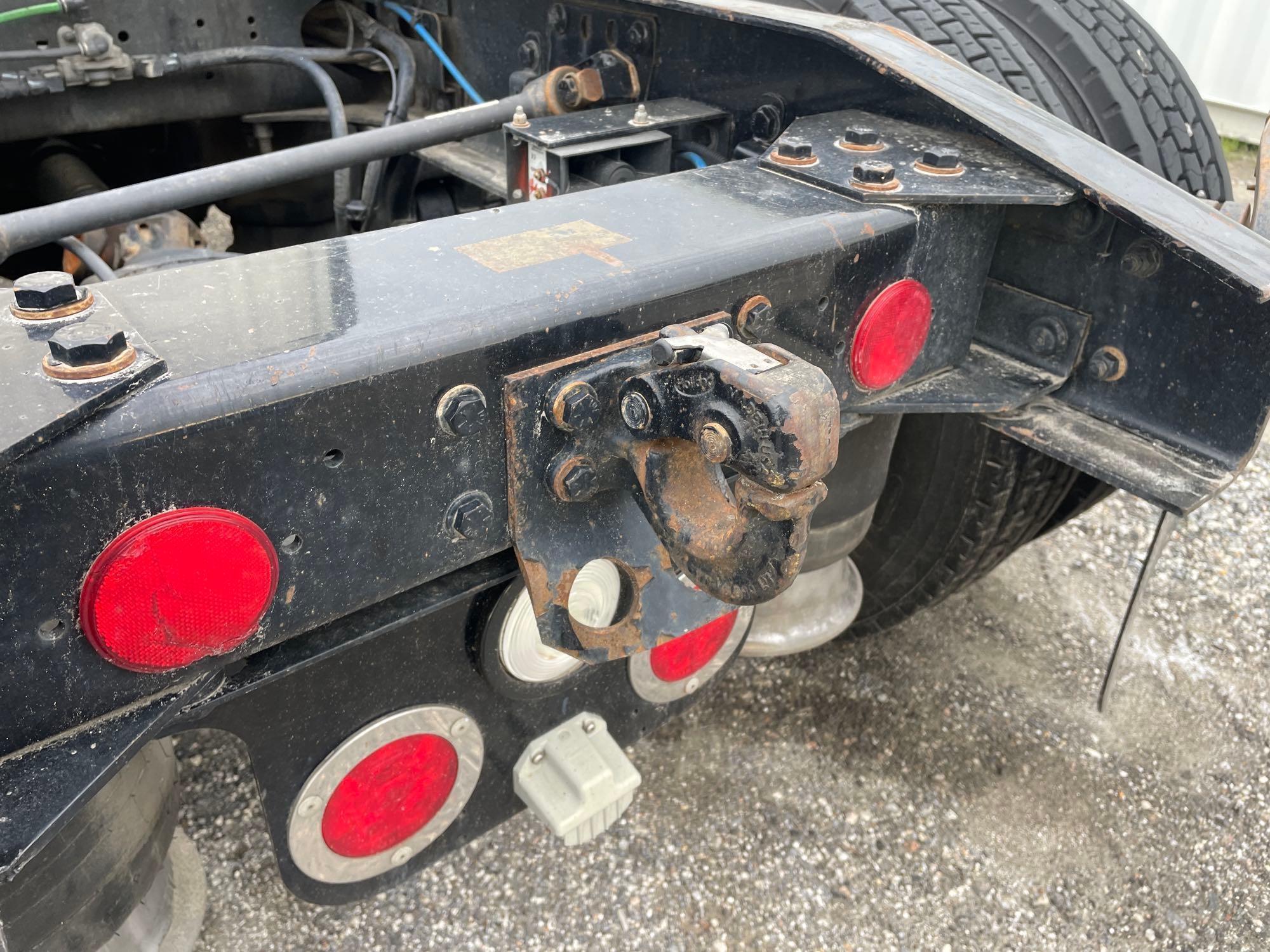 2017 Freightliner Sleeper Road Tractor